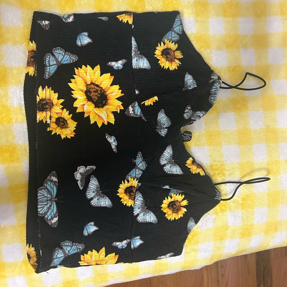 Rue21 Black Top with Sunflower and Butterfly Design